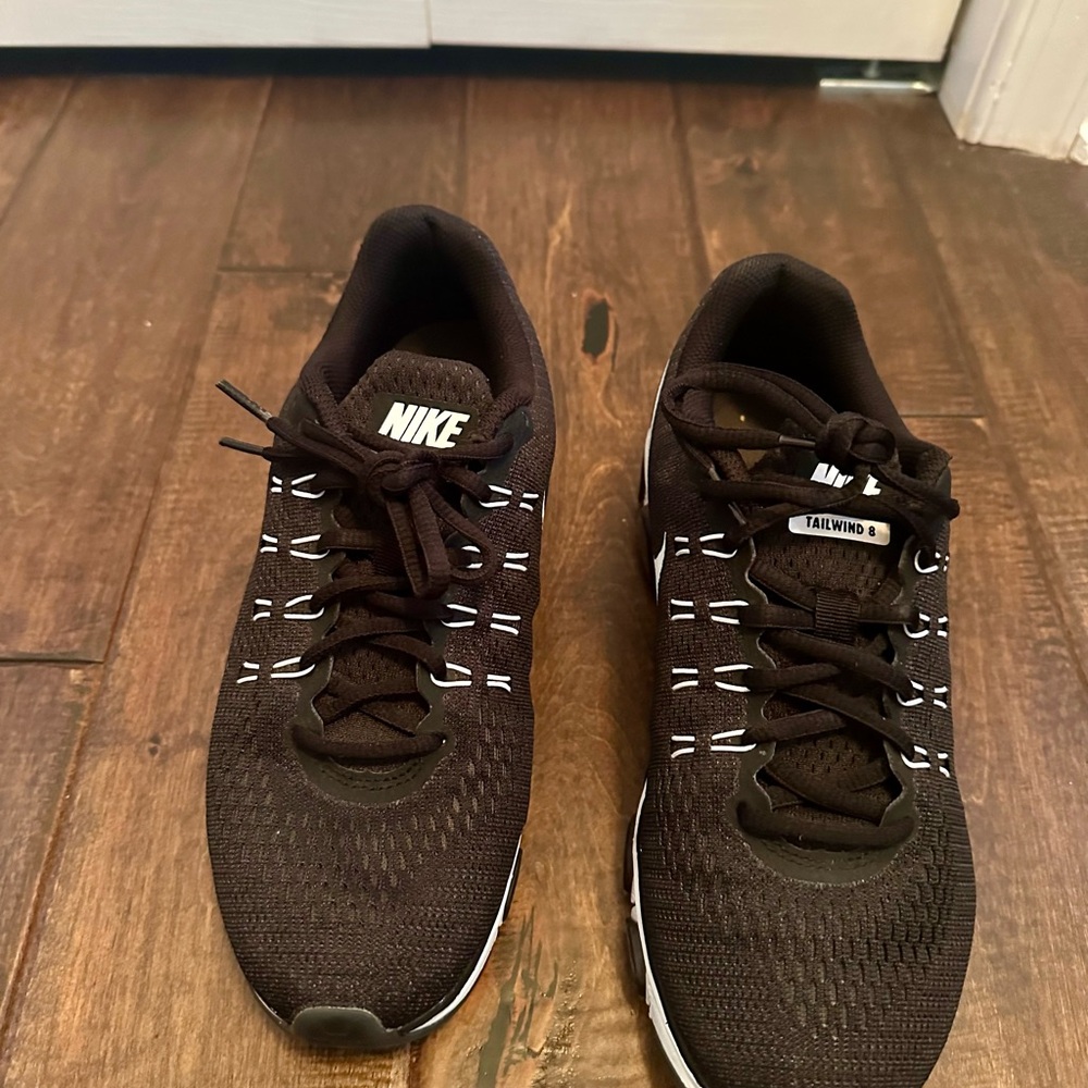 Nike Tailwind 8 Black and White Running Sneakers women’s 9 - Picture 5 of 8